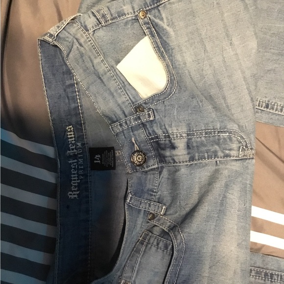 Request premium jeans - Picture 4 of 4